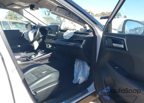 2024 Mitsubishi Outlander Se 2.5 S-Awc/Se Black Edition S-Awc/Se Black Edition W/Pano Roof S-Awc/Se Ralliart S-Awc from USA, damaged, VIN JA4J4VA85RZ085401